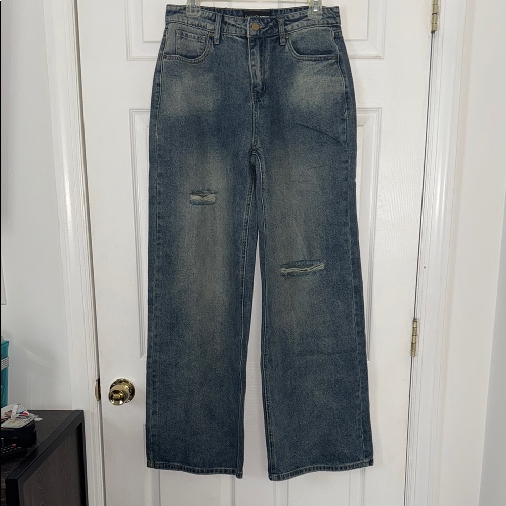 Fashion Nova More Than Words Tinted Baggy Jeans - Vintage Wash Size 7 NWT